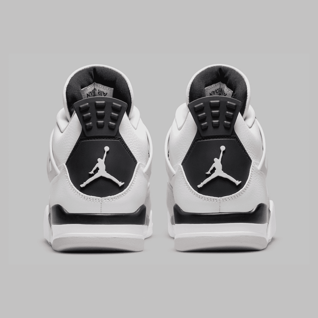 AIR JORDAN RETRO 4 MILITARY BLACK - Imperium Store